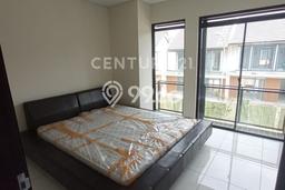 Rumah Modern 3 KT di Kota Baru Parahyangan Bandung Semi Furnished Rumah Modern 3 KT di Kota Baru Parahyangan Bandung Semi Furnished