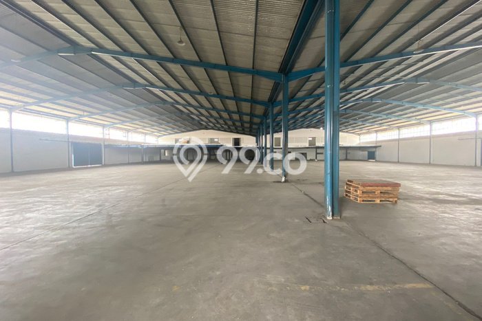 Gudang Dijual di Bandung LT 7017m2 & LB 4000m2 Lokasi Terbaik! Gudang Dijual di Bandung LT 7017m2 & LB 4000m2 Lokasi Terbaik!