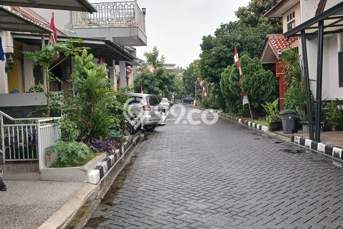 For Sale Rumah Mewah Exclusive di Limo, Depok For Sale Rumah Mewah Exclusive di Limo, Depok