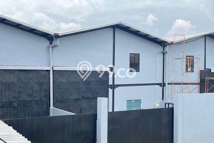 Gudang Disewa di Tangerang dengan LB 250m2 Area Komersial Ramai Gudang Disewa di Tangerang dengan LB 250m2 Area Komersial Ramai