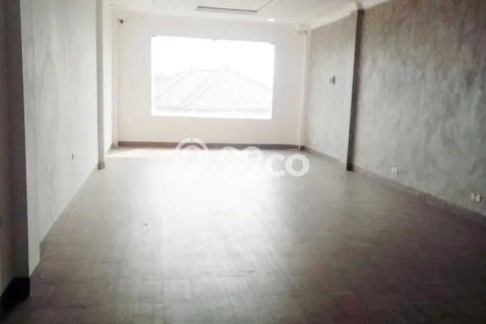 Disewakan Ruko di Kawasan Ramai Pejaten Luas 250m2 Disewakan Ruko di Kawasan Ramai Pejaten Luas 250m2