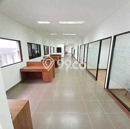 Komersial untuk Disewa di Pusat Jakarta Selatan Luas Bangunan 360m2 Komersial untuk Disewa di Pusat Jakarta Selatan Luas Bangunan 360m2