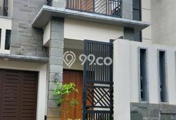 Rumah Sewa Jakarta Selatan LT 228m2 LB 330m2 Kawasan Pejaten Rumah Sewa Jakarta Selatan LT 228m2 LB 330m2 Kawasan Pejaten