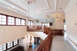 Rumah Luxury Modern Siap Huni di Pondok Indah Jakarta Selatan Rumah Luxury Modern Siap Huni di Pondok Indah Jakarta Selatan