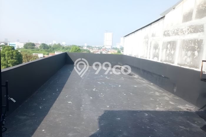Ruko Dijual di Prime Area Jakarta Selatan Luas 350m2 Ruko Dijual di Prime Area Jakarta Selatan Luas 350m2