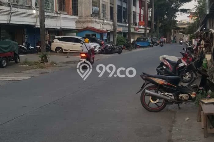 Ruko disewakan di Tambora Jakarta Barat dengan luas bangunan 200m2 Ruko disewakan di Tambora Jakarta Barat dengan luas bangunan 200m2