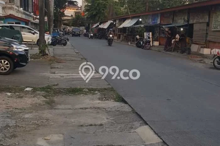 Ruko disewakan di Tambora Jakarta Barat dengan luas bangunan 200m2 Ruko disewakan di Tambora Jakarta Barat dengan luas bangunan 200m2