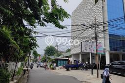 Rumah Strategis dengan 10 Kamar Tidur di Lokasi Tomang, Jakarta Barat Rumah Strategis dengan 10 Kamar Tidur di Lokasi Tomang, Jakarta Barat