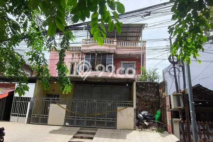 Disewakan! Rumah 30 Kamar Tidur &
21 Kamar Mandi di Tomang, Jakarta Barat Disewakan! Rumah 30 Kamar Tidur &
21 Kamar Mandi di Tomang, Jakarta Barat