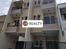 Rumah Sewa Jakarta Barat LT 68m2 LB 187m2 Area Tomang Rumah Sewa Jakarta Barat LT 68m2 LB 187m2 Area Tomang