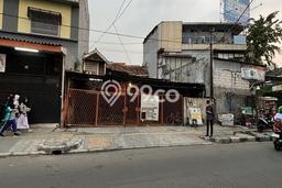 Rumah Elit Modern Tanpa Renovasi di Grogol Jakarta Barat Rumah Elit Modern Tanpa Renovasi di Grogol Jakarta Barat