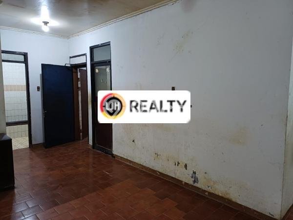 Jual Rumah Luas Megah Dengan View Eksklusif di Tomang, Jakarta Barat Jual Rumah Luas Megah Dengan View Eksklusif di Tomang, Jakarta Barat