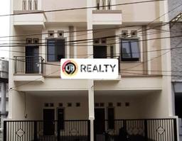 Dijual Hunian Rumah Nyaman 4 Kamar di Tanjung Duren, Jakarta Barat Dijual Hunian Rumah Nyaman 4 Kamar di Tanjung Duren, Jakarta Barat
