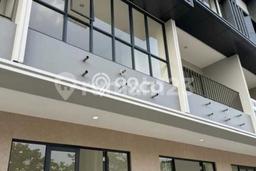 Disewakan Ruko komersial di BSD luas bangunan 200m2 Disewakan Ruko komersial di BSD luas bangunan 200m2