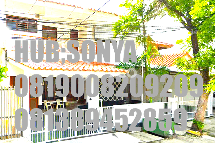 Ready to Use! Luxury House LT 329m2 Desain Elegan di Tomang Ready to Use! Luxury House LT 329m2 Desain Elegan di Tomang
