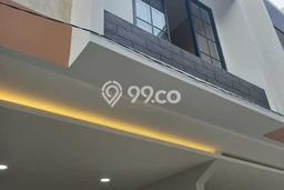 BEST DEAL! Rumah Siap Huni di Taman Ratu, Luas 41m² Bangunan 100m² BEST DEAL! Rumah Siap Huni di Taman Ratu, Luas 41m² Bangunan 100m²