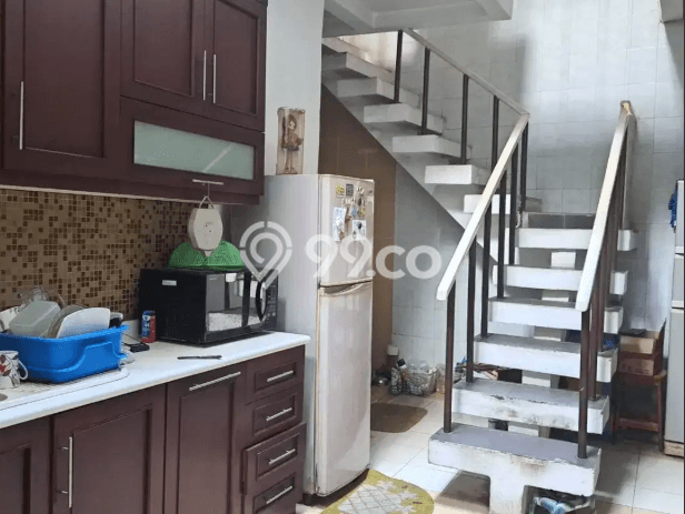 Rumah Elit LB 150m2 Siap Huni Desain Elegan di Tomang, Jakarta Barat Rumah Elit LB 150m2 Siap Huni Desain Elegan di Tomang, Jakarta Barat