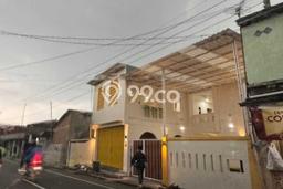 Siap Huni Rumah Mewah 27 Kamar di Karawang Barat Dekat ke Mana Pun Siap Huni Rumah Mewah 27 Kamar di Karawang Barat Dekat ke Mana Pun