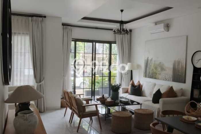 For Sale Rumah Mewah Exclusive di BSD, Tangerang Selatan For Sale Rumah Mewah Exclusive di BSD, Tangerang Selatan