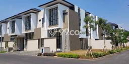 For Sale Rumah Mewah Exclusive di Cakung, Jakarta Timur For Sale Rumah Mewah Exclusive di Cakung, Jakarta Timur