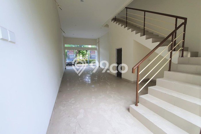 Ruko Dijual di Jakarta Timur LT 75m2 & LB 213m2 Lokasi Terbaik! Ruko Dijual di Jakarta Timur LT 75m2 & LB 213m2 Lokasi Terbaik!