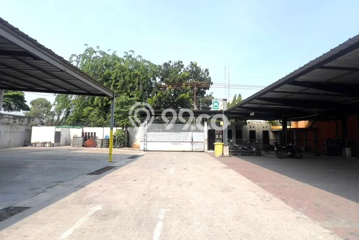 Lokasi Strategis! Dijual Gudang Bisnis di Kebayoran Lama, Jakarta Selatan Kondisi Baik Lokasi Strategis! Dijual Gudang Bisnis di Kebayoran Lama, Jakarta Selatan Kondisi Baik