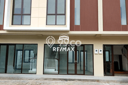 Ruko Bagus Dijual LB 126m2 Lokasi Strategis Jakarta Timur Area Cocok untuk Bisnis Ruko Bagus Dijual LB 126m2 Lokasi Strategis Jakarta Timur Area Cocok untuk Bisnis