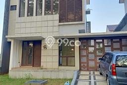 For Sale Hunian Elegan Klasik di Jakarta Barat For Sale Hunian Elegan Klasik di Jakarta Barat