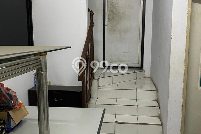 Ruko Dijual di Jakarta Barat LT 67m2 & LB 200m2 Lokasi Terbaik! Ruko Dijual di Jakarta Barat LT 67m2 & LB 200m2 Lokasi Terbaik!