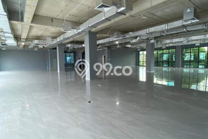 Unit Ruko Dijual di Jakarta Barat LT 550m2 & LB 550m2 Unit Ruko Dijual di Jakarta Barat LT 550m2 & LB 550m2