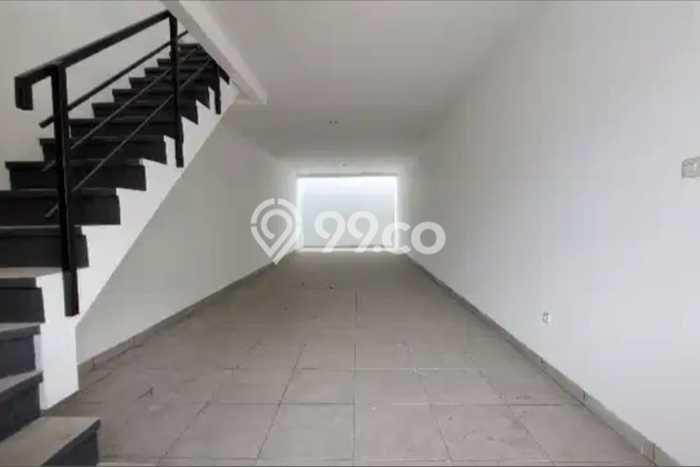 Disewakan Ruko di Pusat Kota Jakarta Barat Ramai Strategis Disewakan Ruko di Pusat Kota Jakarta Barat Ramai Strategis