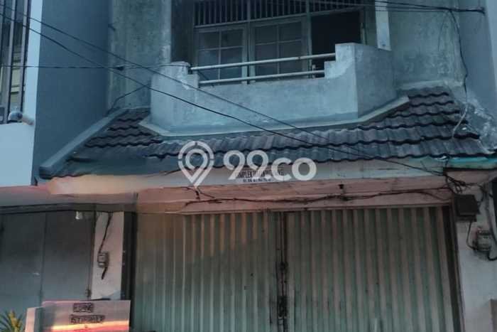 Ruko Dijual di Prime Area Jakarta Barat Luas 188m2 Ruko Dijual di Prime Area Jakarta Barat Luas 188m2