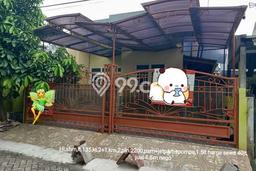 Rumah Strategis dengan 2 Kamar Tidur dan 2 Kamar Mandi di Kawasan Harapan Indah, Bekasi Rumah Strategis dengan 2 Kamar Tidur dan 2 Kamar Mandi di Kawasan Harapan Indah, Bekasi