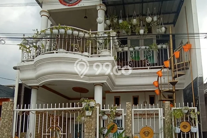 SPECIAL LISTING! Rumah di Harapan Indah, 2 KM, Dekat Pusat Kota, LT 72m² Bangunan 150m² SPECIAL LISTING! Rumah di Harapan Indah, 2 KM, Dekat Pusat Kota, LT 72m² Bangunan 150m²