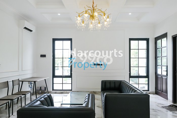 Rumah Mewah Akses Mudah di Jakarta Selatan Unfurnished Rumah Mewah Akses Mudah di Jakarta Selatan Unfurnished