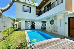 Hunian Elit LB 200m2 Siap Huni Desain Elegan di Munggu, Badung Hunian Elit LB 200m2 Siap Huni Desain Elegan di Munggu, Badung