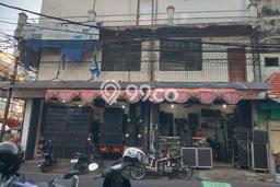 Ruko Paling Dicari LB 110m2 Dijual di Genteng Ruko Paling Dicari LB 110m2 Dijual di Genteng