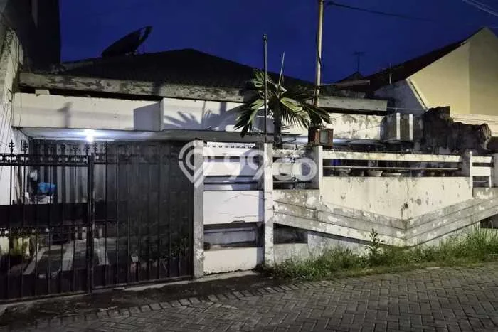 Dijual Hunian Mewah dengan Fasilitas Sekitar Lengkap di Tambaksari, Surabaya Dijual Hunian Mewah dengan Fasilitas Sekitar Lengkap di Tambaksari, Surabaya