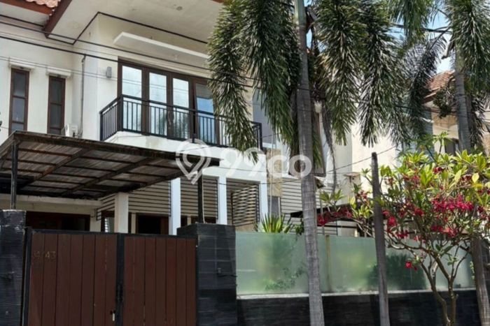 For Sale Rumah Elit Exclusive di Sukolilo, Surabaya For Sale Rumah Elit Exclusive di Sukolilo, Surabaya