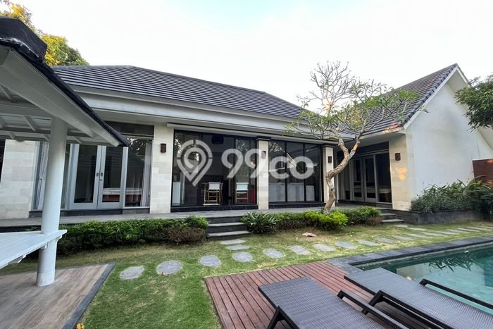 SEWA SEKARANG! Vila Premium Kawasan , Area 400m2m², Akses Mudah Badung, Badung SEWA SEKARANG! Vila Premium Kawasan , Area 400m2m², Akses Mudah Badung, Badung