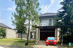 Dijual Rumah Luas Elegan Dengan View Eksklusif di Kota Baru Parahyangan, Bandung Dijual Rumah Luas Elegan Dengan View Eksklusif di Kota Baru Parahyangan, Bandung
