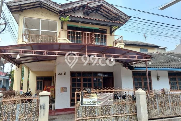 Dijual Rumah 5 Kamar Lokasi Ideal Bagus dan Strategis di Ngamprah Dijual Rumah 5 Kamar Lokasi Ideal Bagus dan Strategis di Ngamprah
