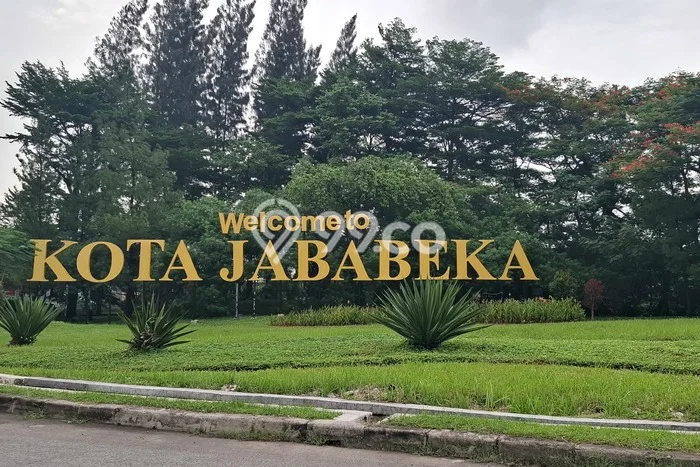 Rumah Luas Asri 3 KT Siap Pakai di Jababeka Bekasi Rumah Luas Asri 3 KT Siap Pakai di Jababeka Bekasi