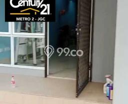 Lokasi terbaik! Rumah siap pakai disewakan di Cakung LB 160m2 Lokasi terbaik! Rumah siap pakai disewakan di Cakung LB 160m2