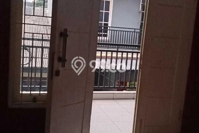 Rumah Nyaman 1 KT LB 95m2 Kondisi Bagus di Pekayon Rumah Nyaman 1 KT LB 95m2 Kondisi Bagus di Pekayon