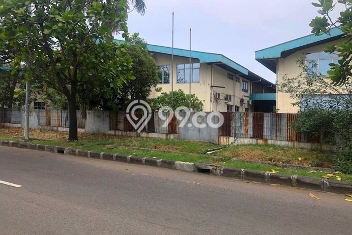 LOKASI STRATEGIS! Gudang Kawasan , Luas 6000m2m², Jalan Strategis LOKASI STRATEGIS! Gudang Kawasan , Luas 6000m2m², Jalan Strategis