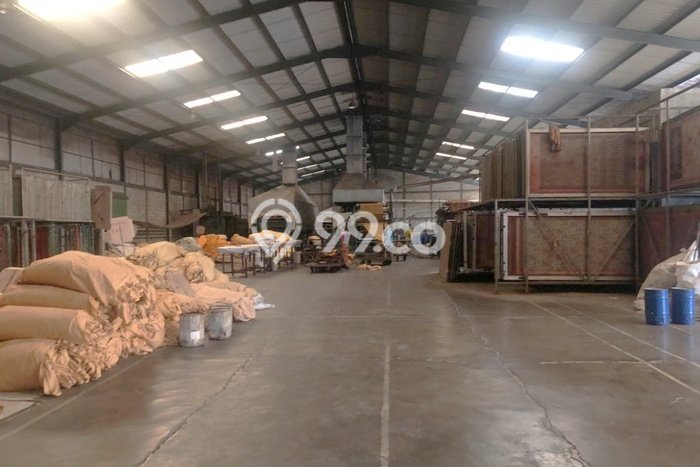 LOKASI STRATEGIS! Gudang Kawasan , Luas 6000m2m², Jalan Strategis LOKASI STRATEGIS! Gudang Kawasan , Luas 6000m2m², Jalan Strategis