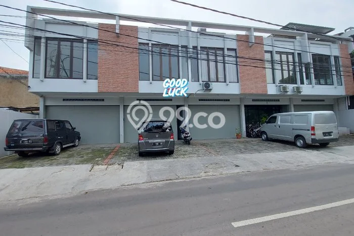 Ruko Dijual di Prime Area Bandung Luas 145m2 Ruko Dijual di Prime Area Bandung Luas 145m2