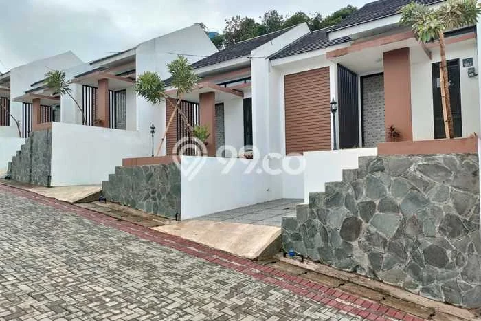 Dijual Rumah 2 Kamar Lokasi Strategis Nyaman dan Strategis di Padalarang Dijual Rumah 2 Kamar Lokasi Strategis Nyaman dan Strategis di Padalarang
