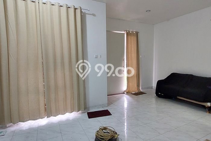 Rumah Luas Asri 2 KT Siap Pakai di Gading Serpong Tangerang Rumah Luas Asri 2 KT Siap Pakai di Gading Serpong Tangerang